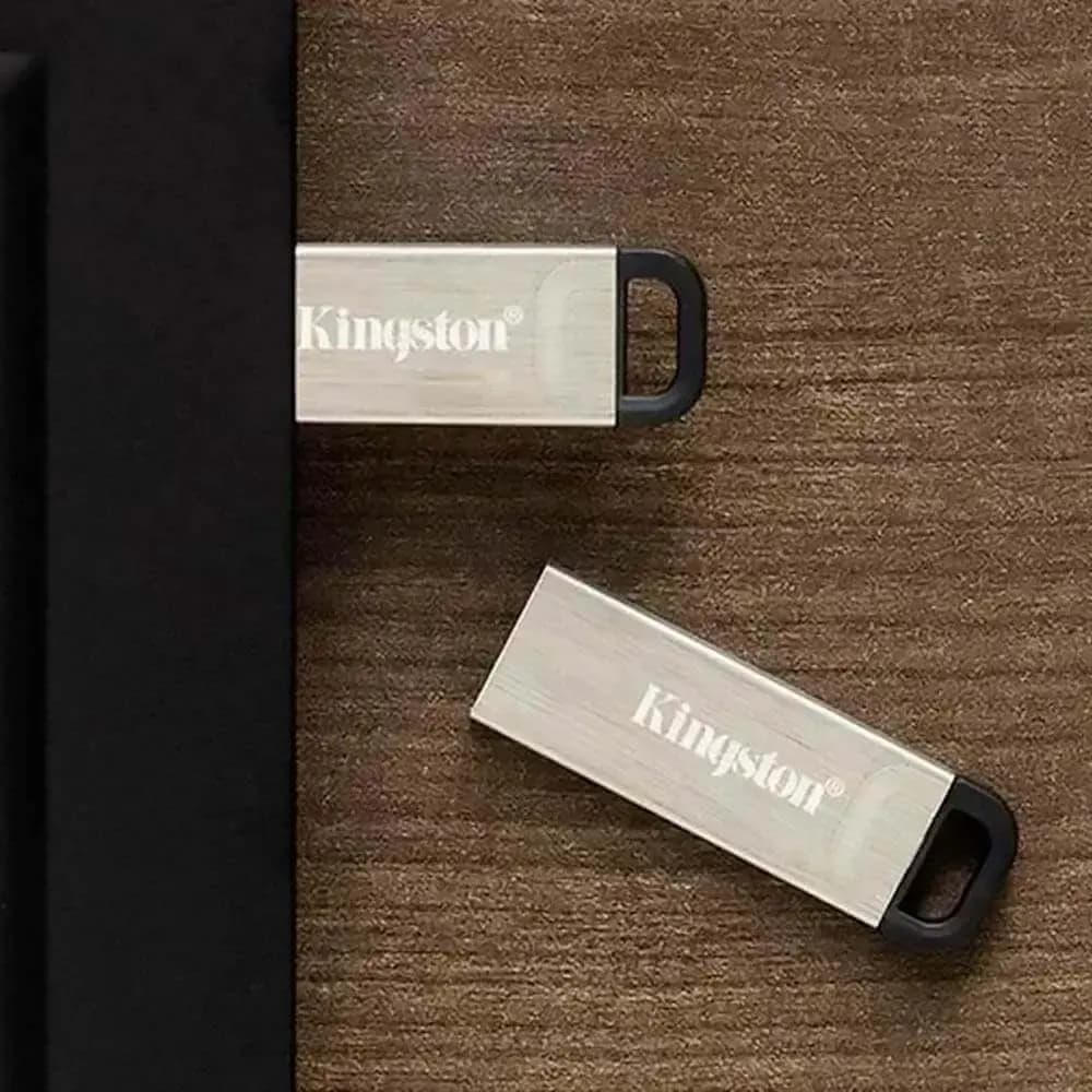 Clé USB 3.0 Kingston 128 Go Argent