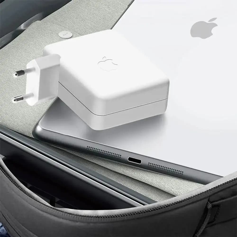 Adaptateur secteur USB-C 140W pour MacBook – Apple Blanc - Vue 4