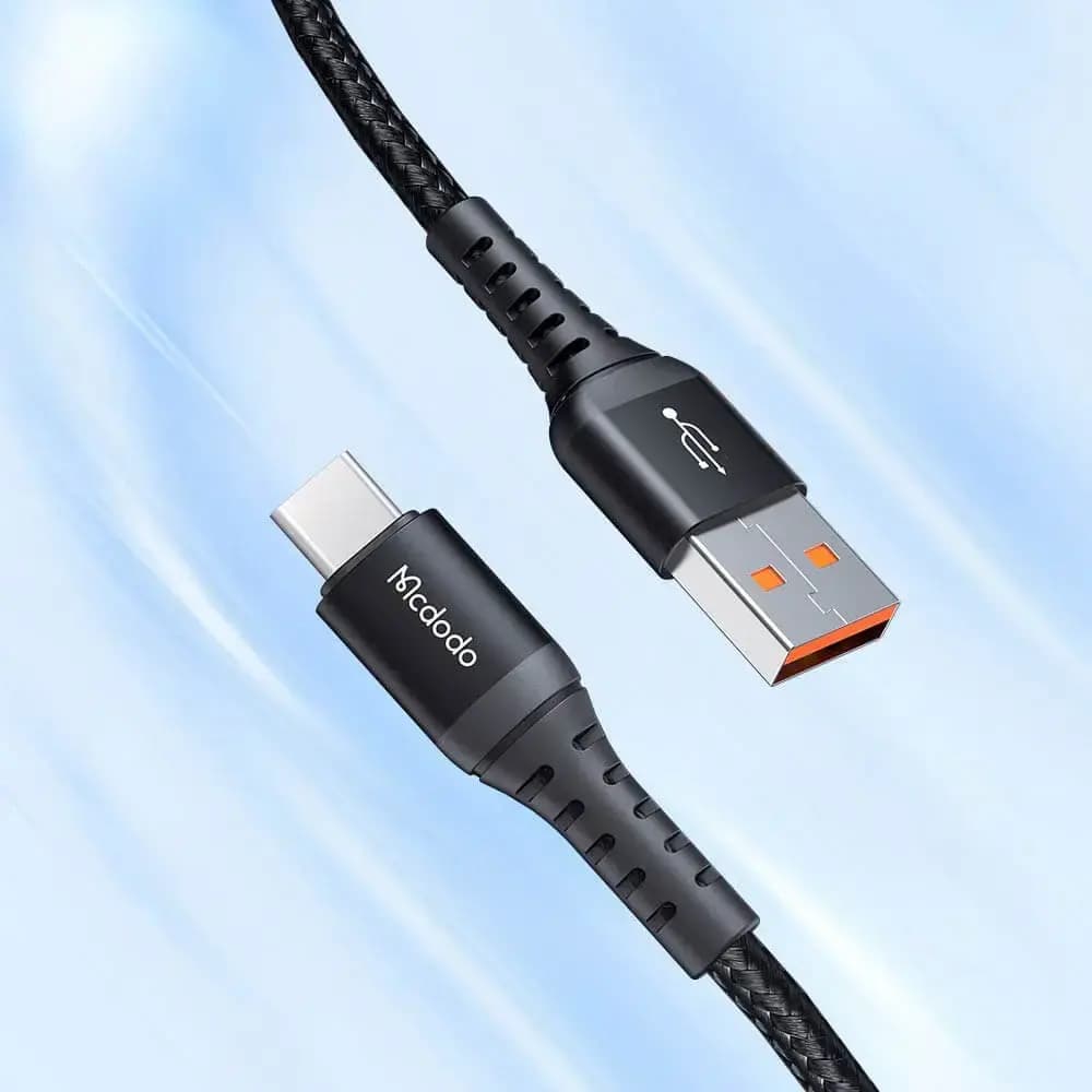 Câble Data USB vers USB-C Mcdodo (1m) Noir - Vue 3